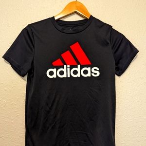 Adidas Tshirt
